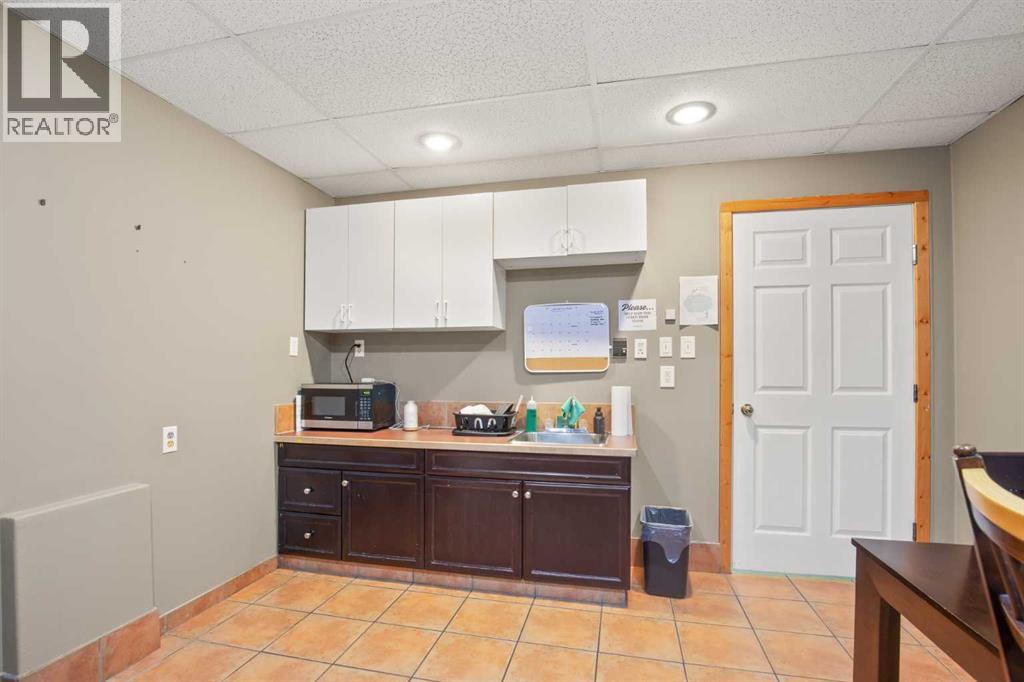 123 Main Street Street, Red Deer, Alberta  T4P 3E4 - Photo 25 - A2194223
