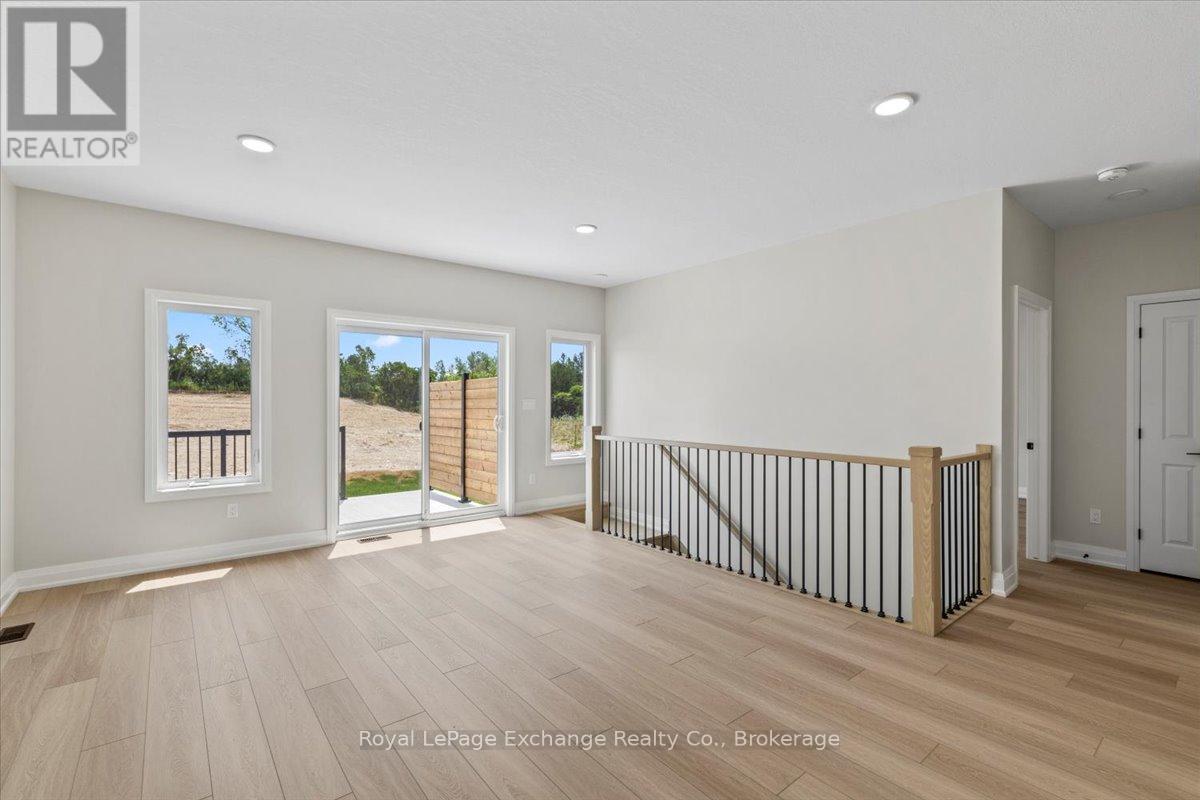 443 Park Street W, West Grey, Ontario  N0G 1R0 - Photo 13 - X12314359