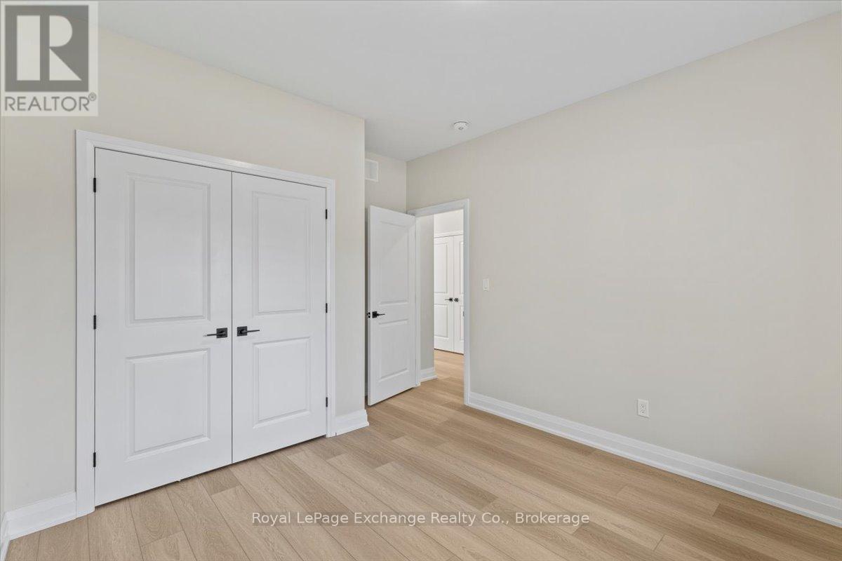 443 Park Street W, West Grey, Ontario  N0G 1R0 - Photo 8 - X12314359