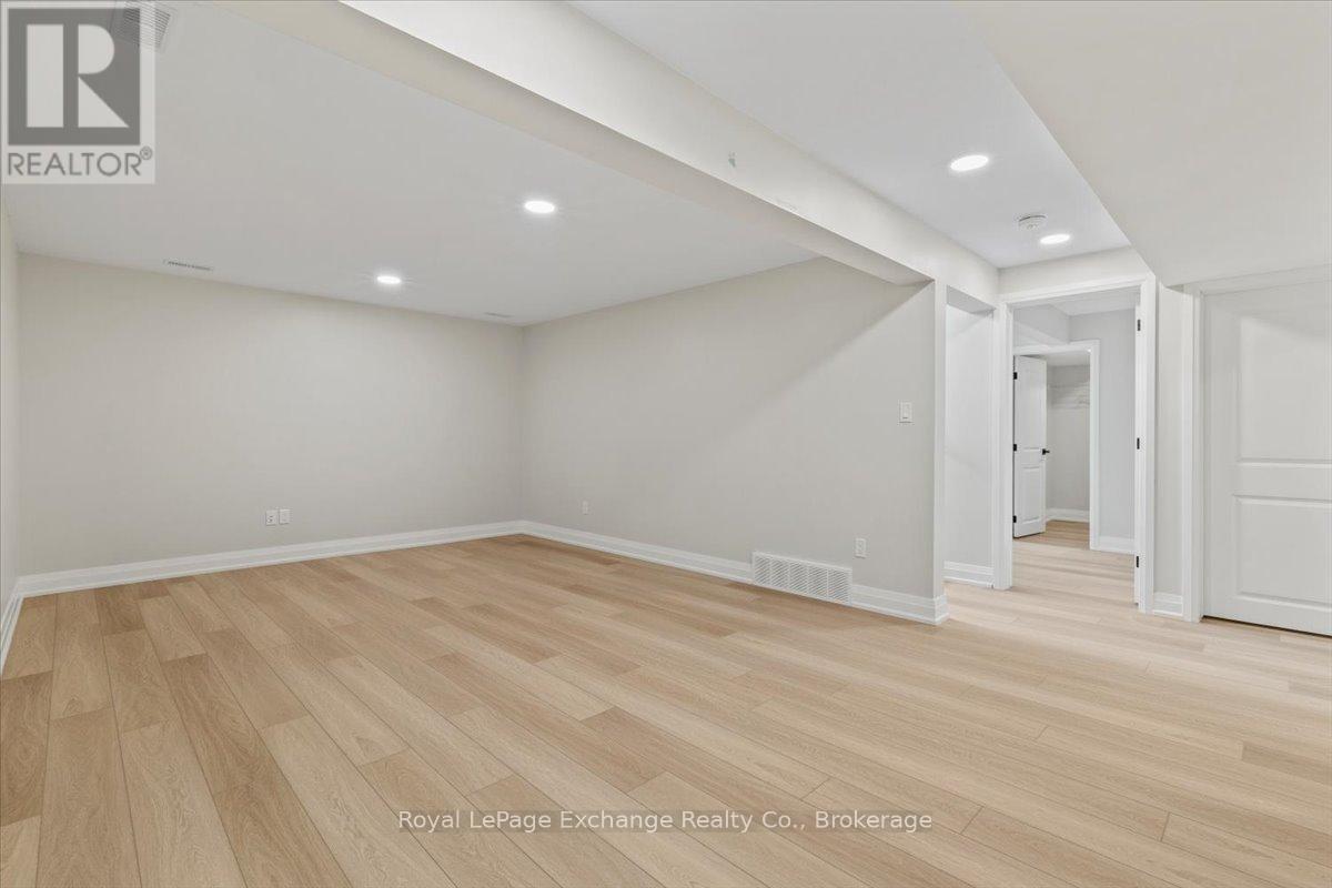 443 Park Street W, West Grey, Ontario  N0G 1R0 - Photo 20 - X12314359