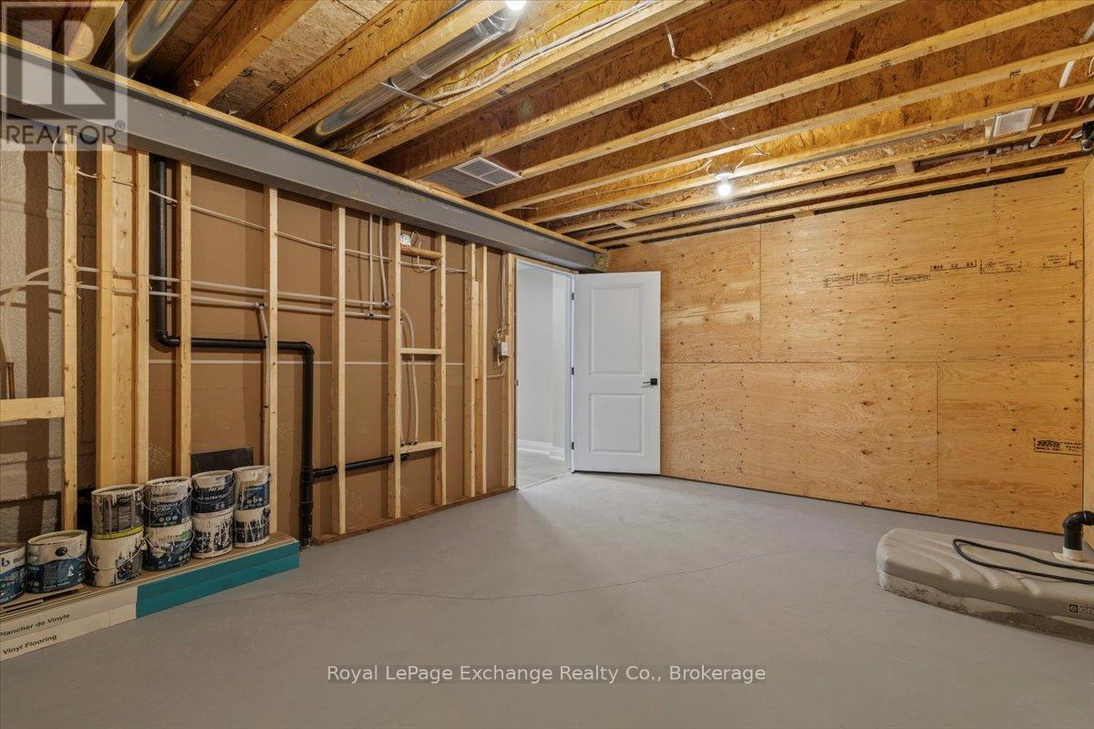 443 Park Street W, West Grey, Ontario  N0G 1R0 - Photo 27 - X12314359