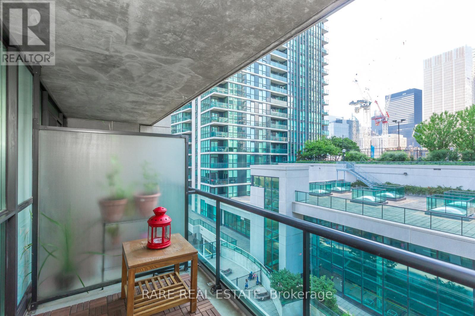 501 - 12 Yonge Street N, Toronto, Ontario  M5E 1Z9 - Photo 16 - C12431899