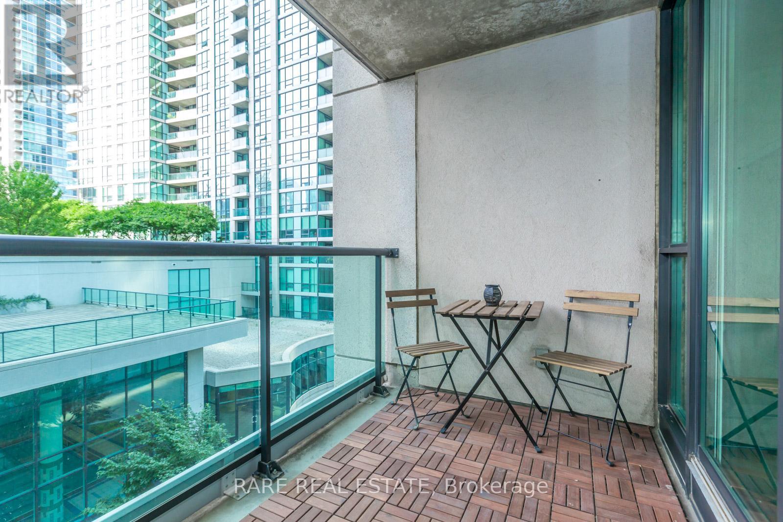 501 - 12 Yonge Street N, Toronto, Ontario  M5E 1Z9 - Photo 15 - C12431899