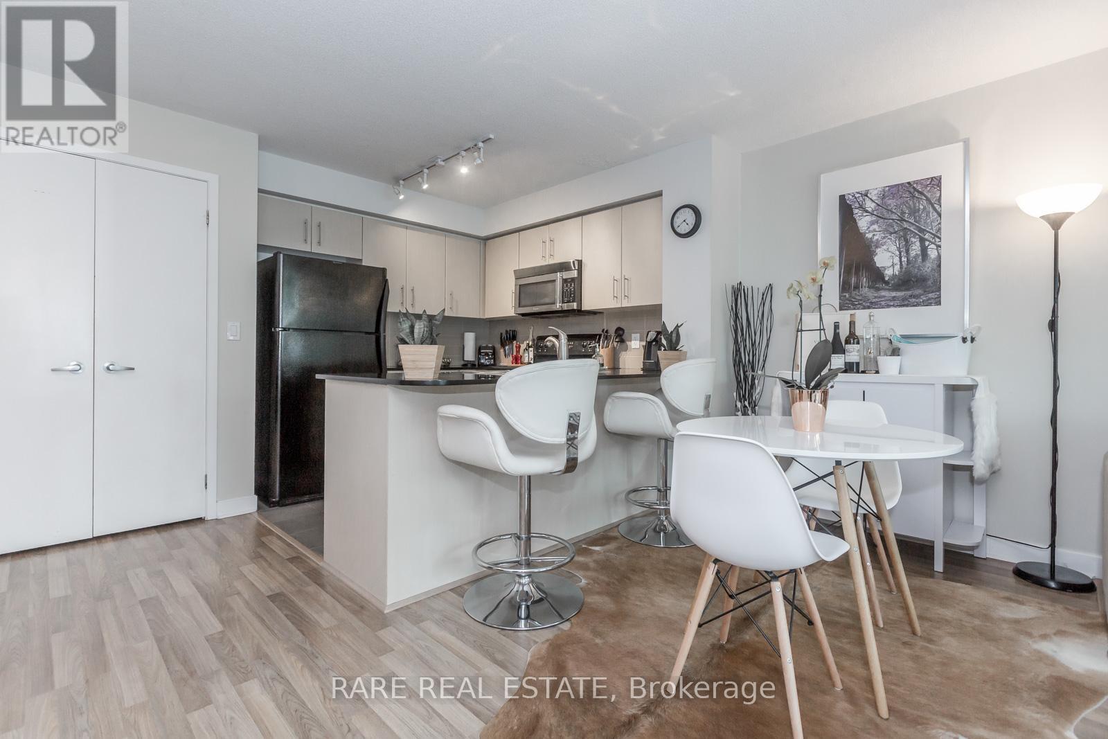 501 - 12 Yonge Street N, Toronto, Ontario  M5E 1Z9 - Photo 7 - C12431899