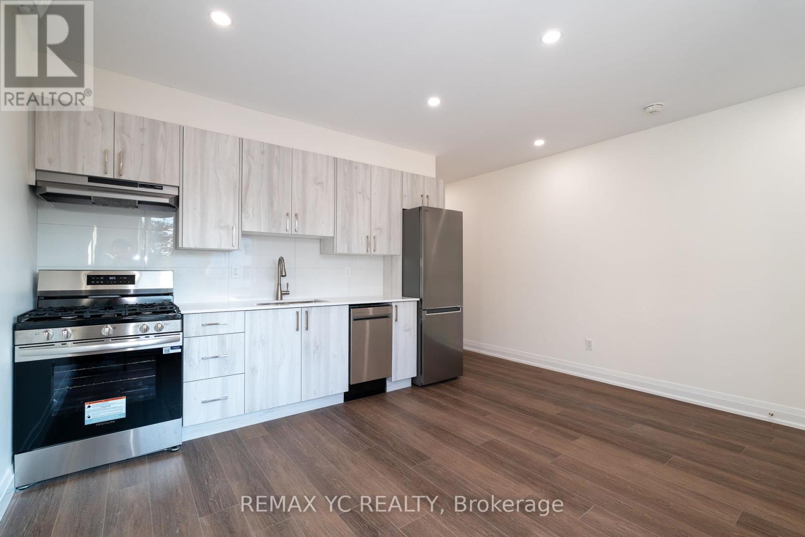 2s - 673 Danforth Avenue, Toronto, Ontario  M4J 1L2 - Photo 2 - E12430015