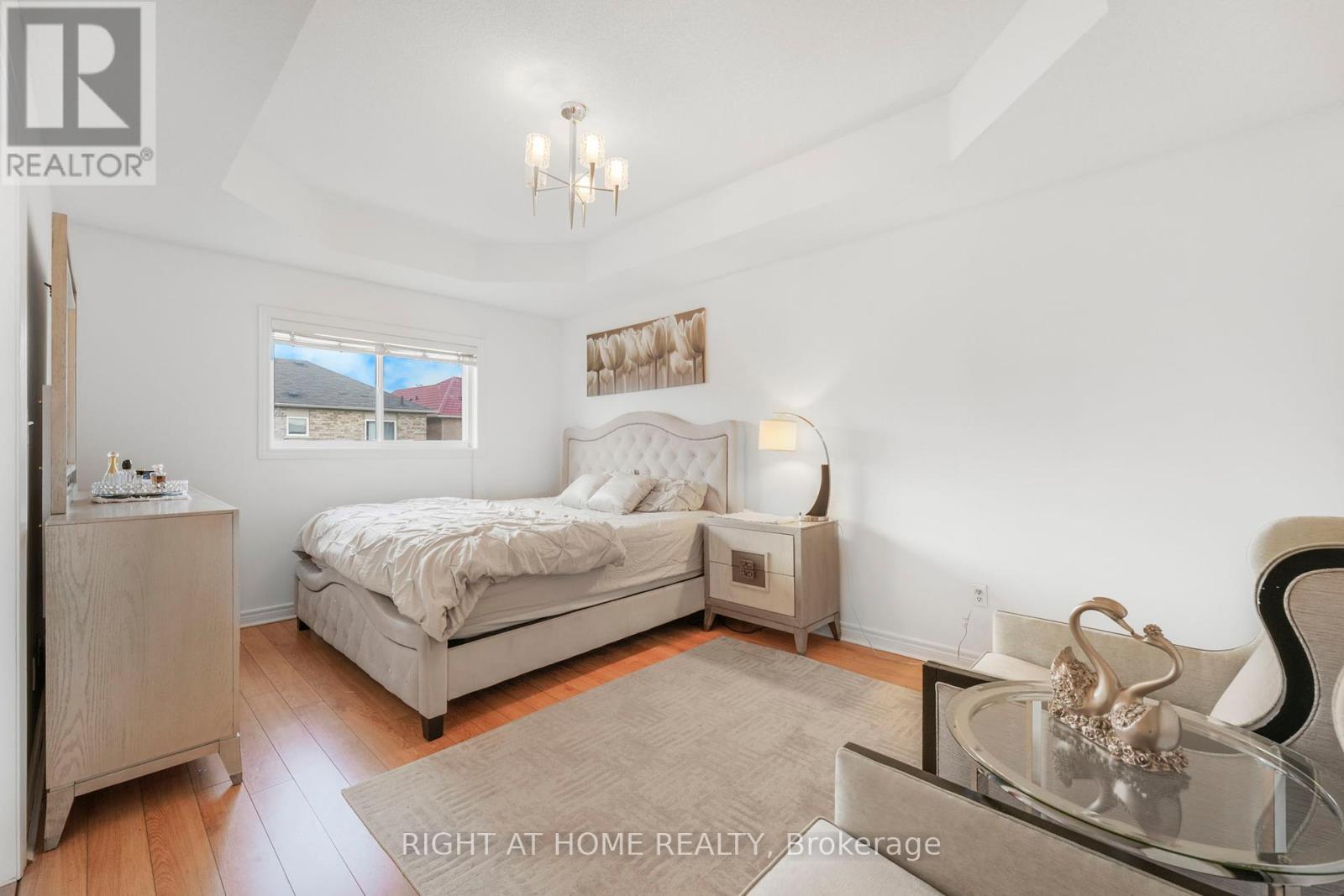 5651 Patron Cove E, Mississauga, Ontario  L5M 7G4 - Photo 18 - W12429797