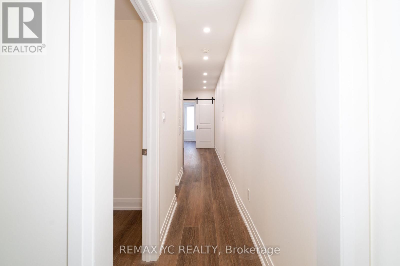 2n - 673 Danforth Avenue, Toronto, Ontario  M4J 1L2 - Photo 11 - E12430008