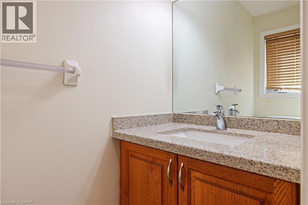695 Wild Ginger Avenue Unit# A, Waterloo, Ontario  N2V 2T2 - Photo 14 - 40774354