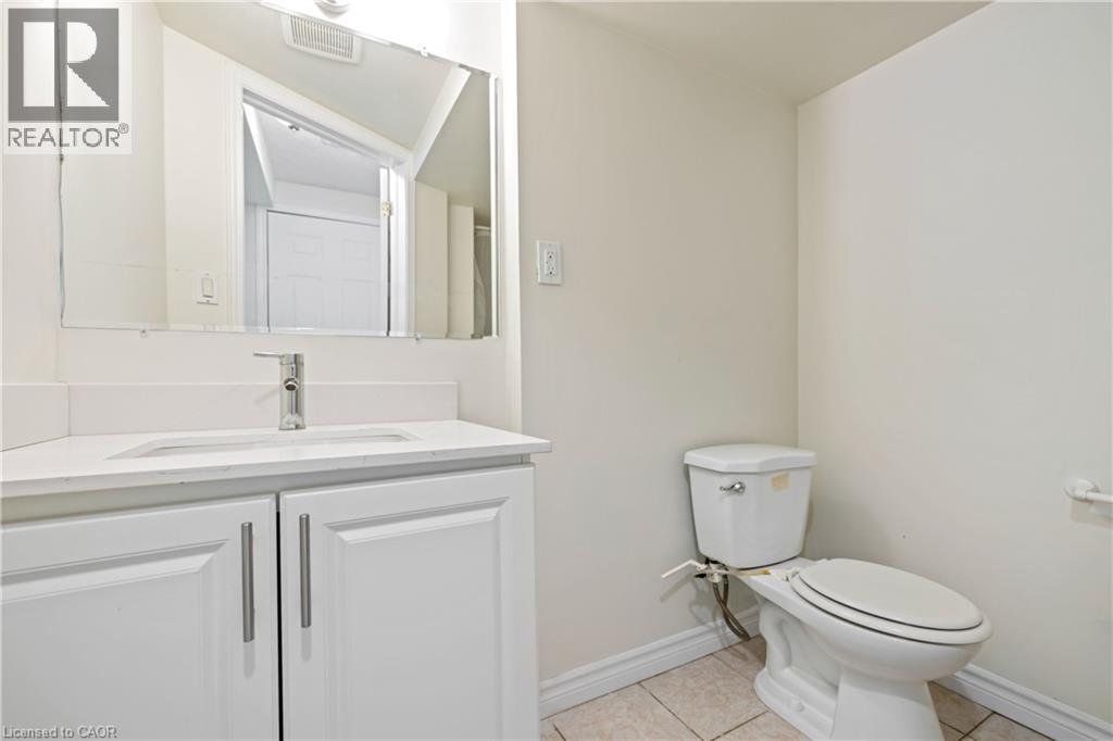 695 Wild Ginger Avenue Unit# A, Waterloo, Ontario  N2V 2T2 - Photo 27 - 40774354