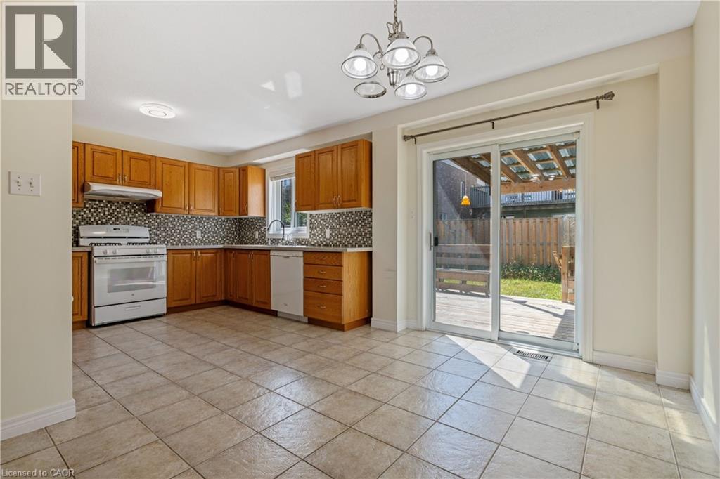 695 Wild Ginger Avenue Unit# A, Waterloo, Ontario  N2V 2T2 - Photo 9 - 40774354