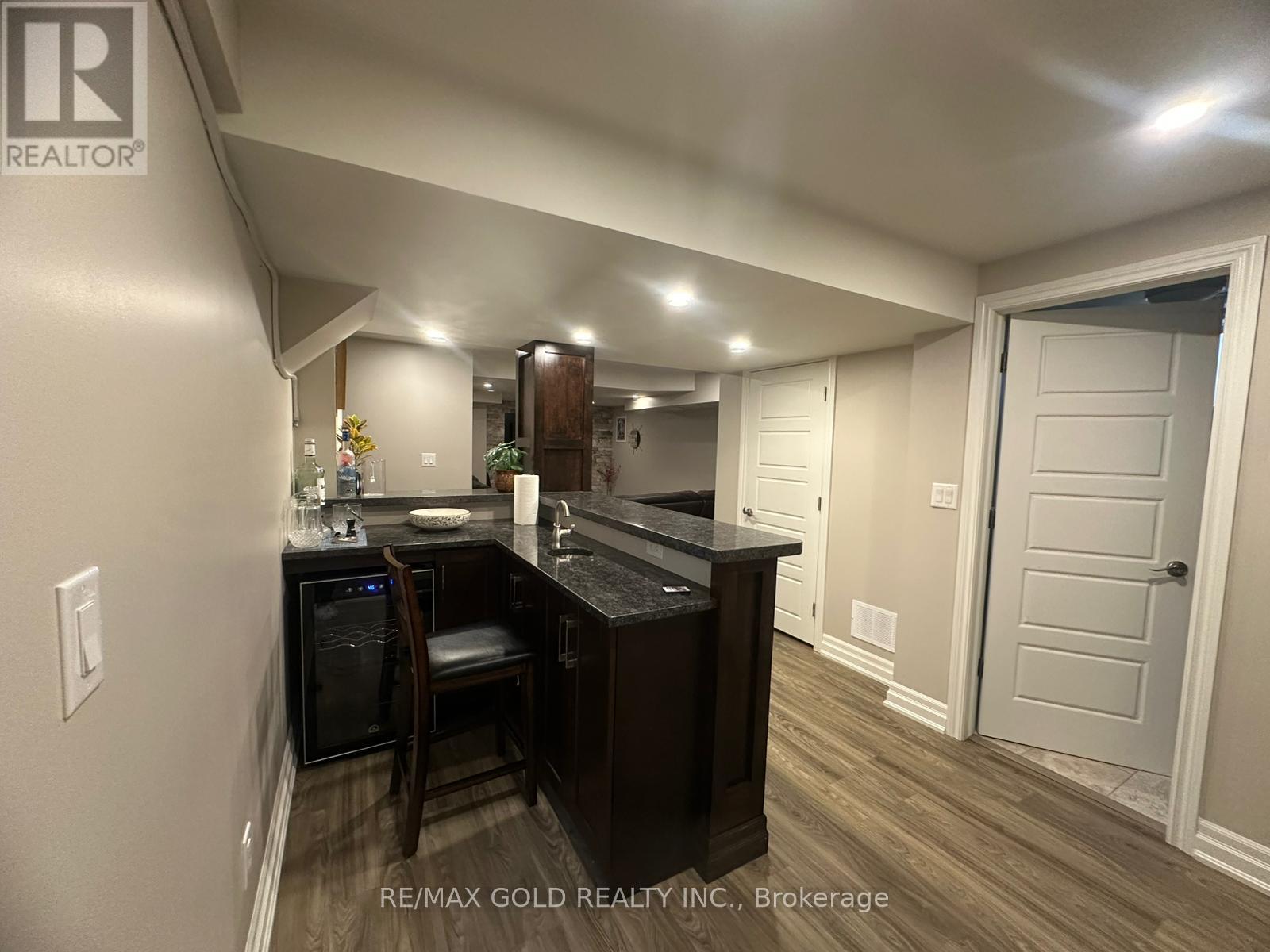28 Sovereign's Gate, Barrie, Ontario  L4N 0K7 - Photo 29 - S12431201