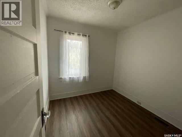 2172 Wallace Street, Regina, Saskatchewan  S4N 4A5 - Photo 9 - SK015875