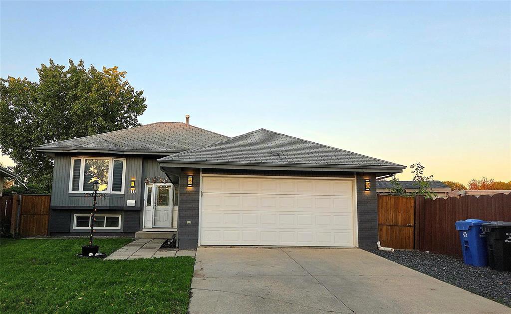 10 Malibu Road, Winnipeg, Manitoba  R2R 2J4 - Photo 0 - 202525294