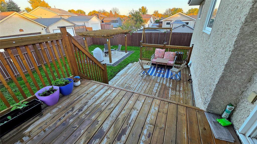 10 Malibu Road, Winnipeg, Manitoba  R2R 2J4 - Photo 7 - 202525294