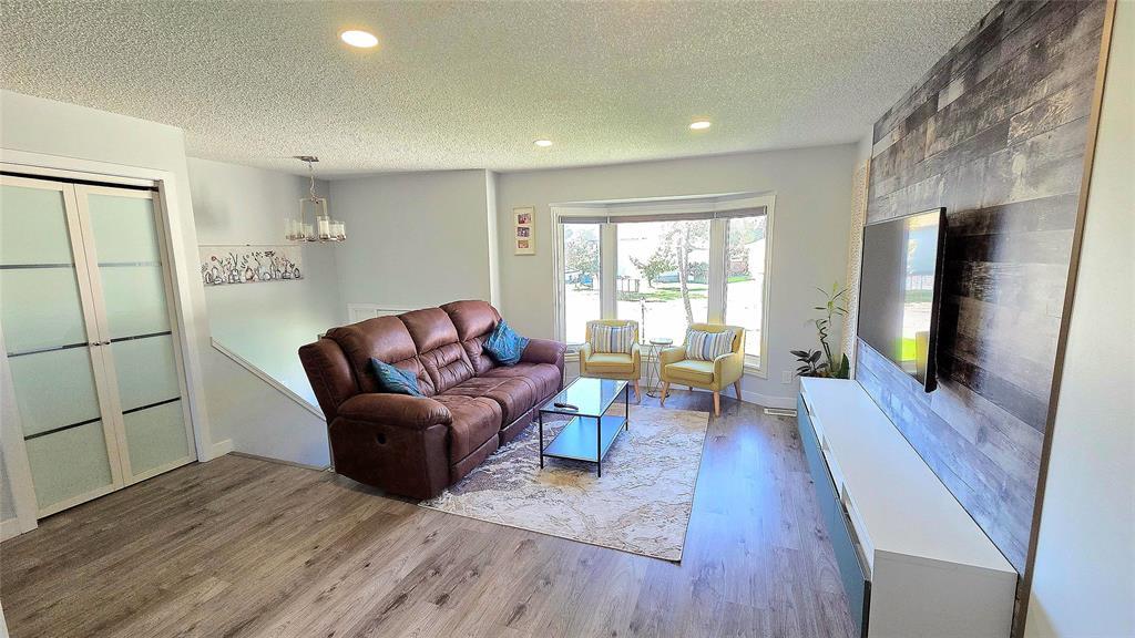 10 Malibu Road, Winnipeg, Manitoba  R2R 2J4 - Photo 9 - 202525294