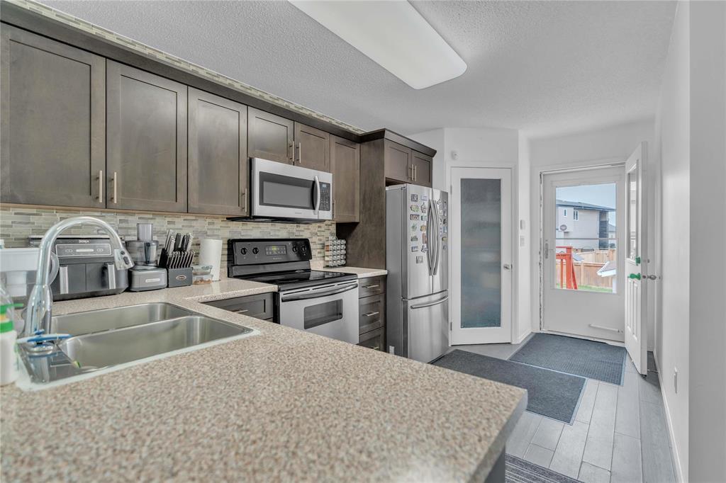 364 Dr. Jose Rizal Way, Winnipeg, Manitoba  R2R 0R2 - Photo 5 - 202525314