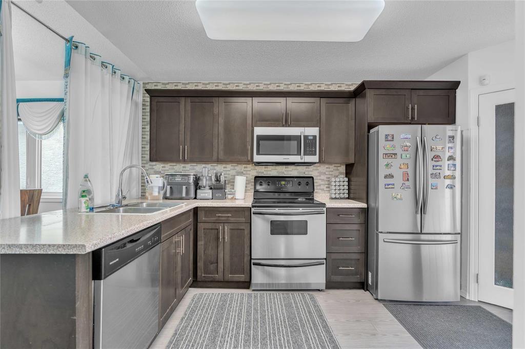 364 Dr. Jose Rizal Way, Winnipeg, Manitoba  R2R 0R2 - Photo 6 - 202525314