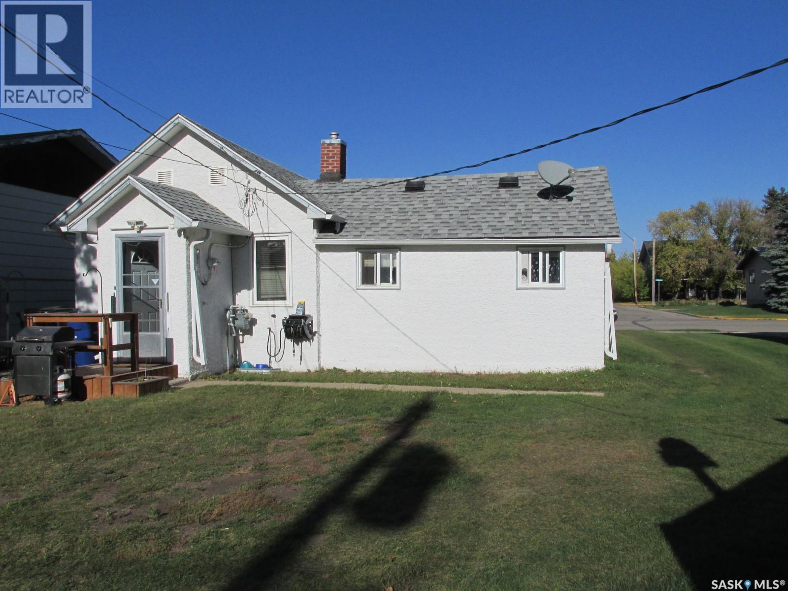 214 2nd Street E, Nipawin, Saskatchewan  S0E 1E0 - Photo 6 - SK019439