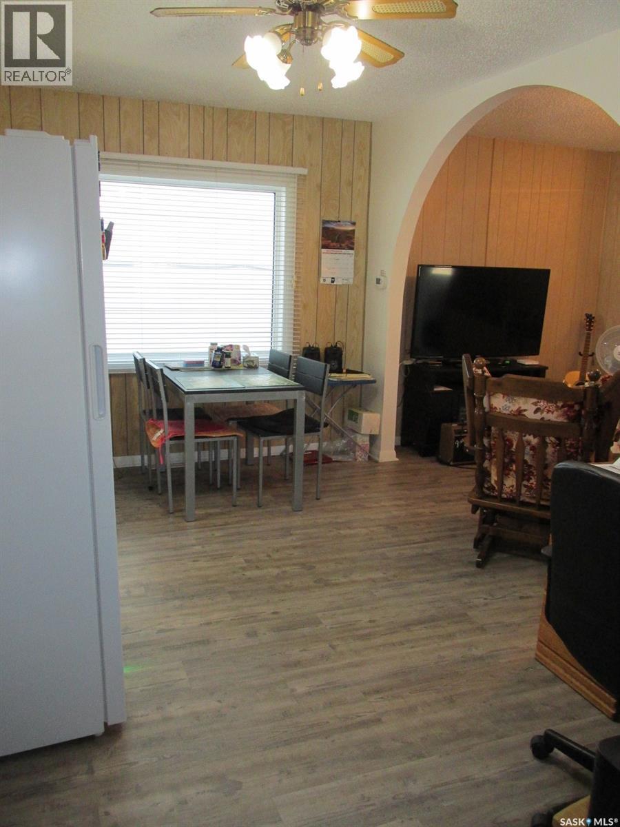 214 2nd Street E, Nipawin, Saskatchewan  S0E 1E0 - Photo 11 - SK019439