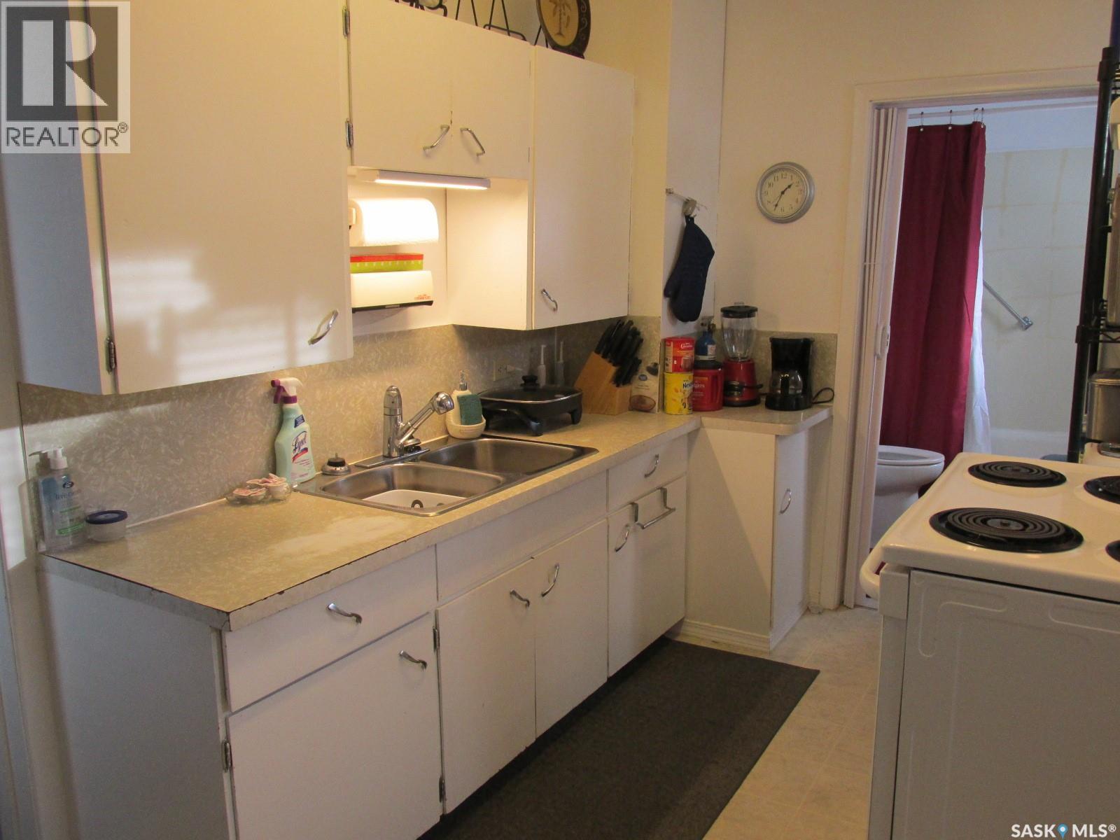 214 2nd Street E, Nipawin, Saskatchewan  S0E 1E0 - Photo 13 - SK019439