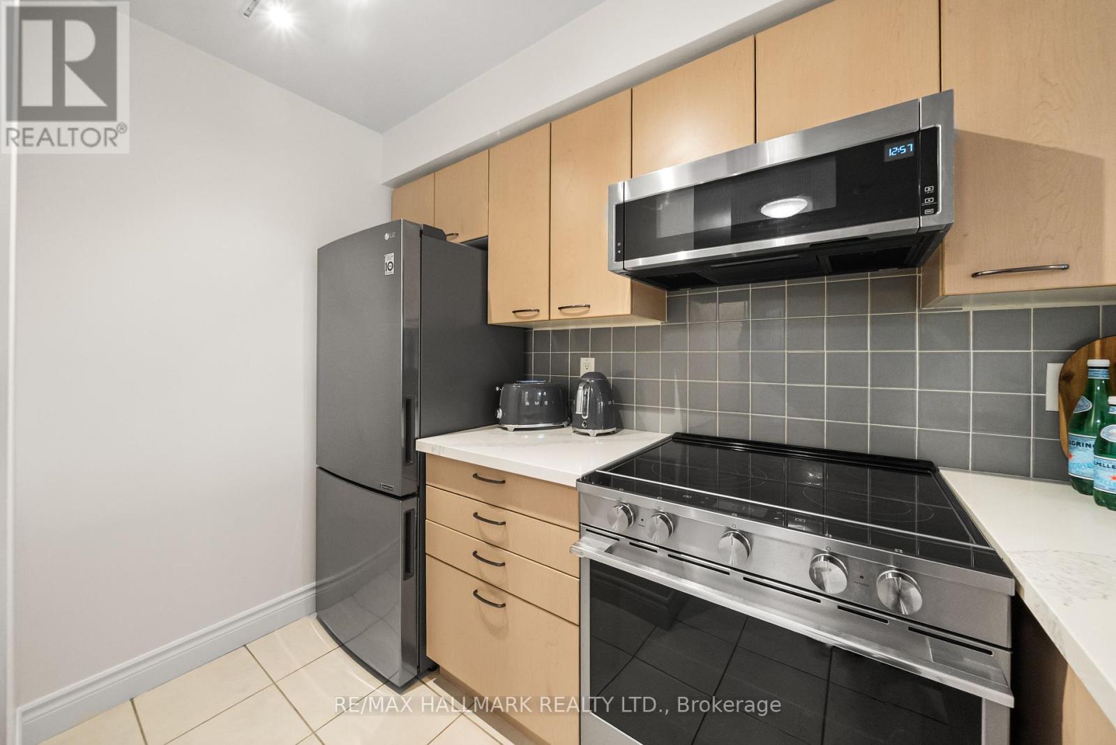 309 - 2 Clairtrell Road, Toronto, Ontario  M2N 7H5 - Photo 7 - C12432249