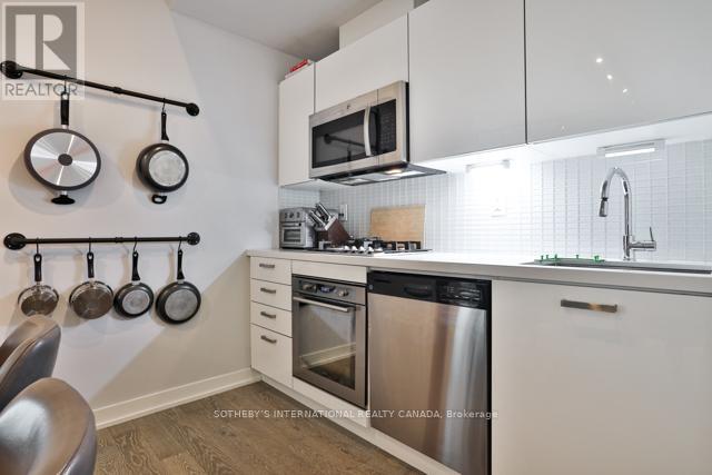 915 - 39 Brant Street, Toronto, Ontario  M5V 1S7 - Photo 14 - C12432272
