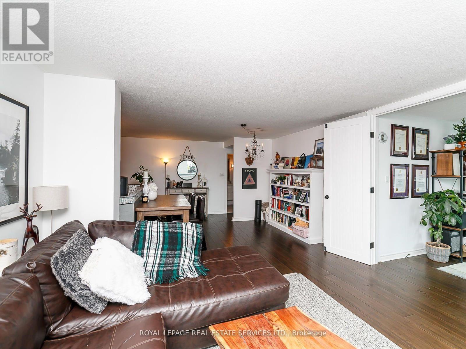 407 - 10 Queens Quay W, Toronto, Ontario  M5J 2R9 - Photo 12 - C12432291