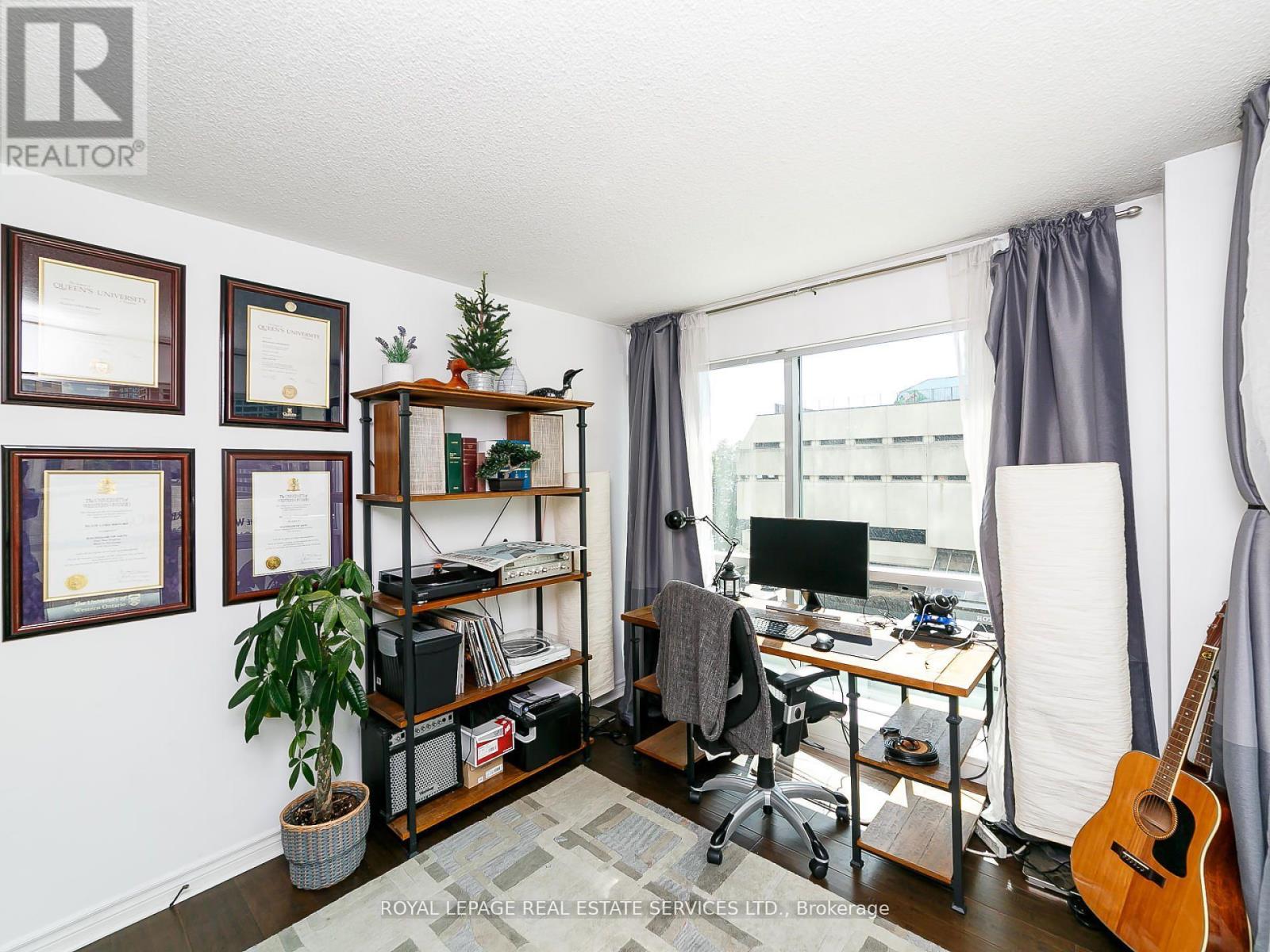 407 - 10 Queens Quay W, Toronto, Ontario  M5J 2R9 - Photo 24 - C12432291