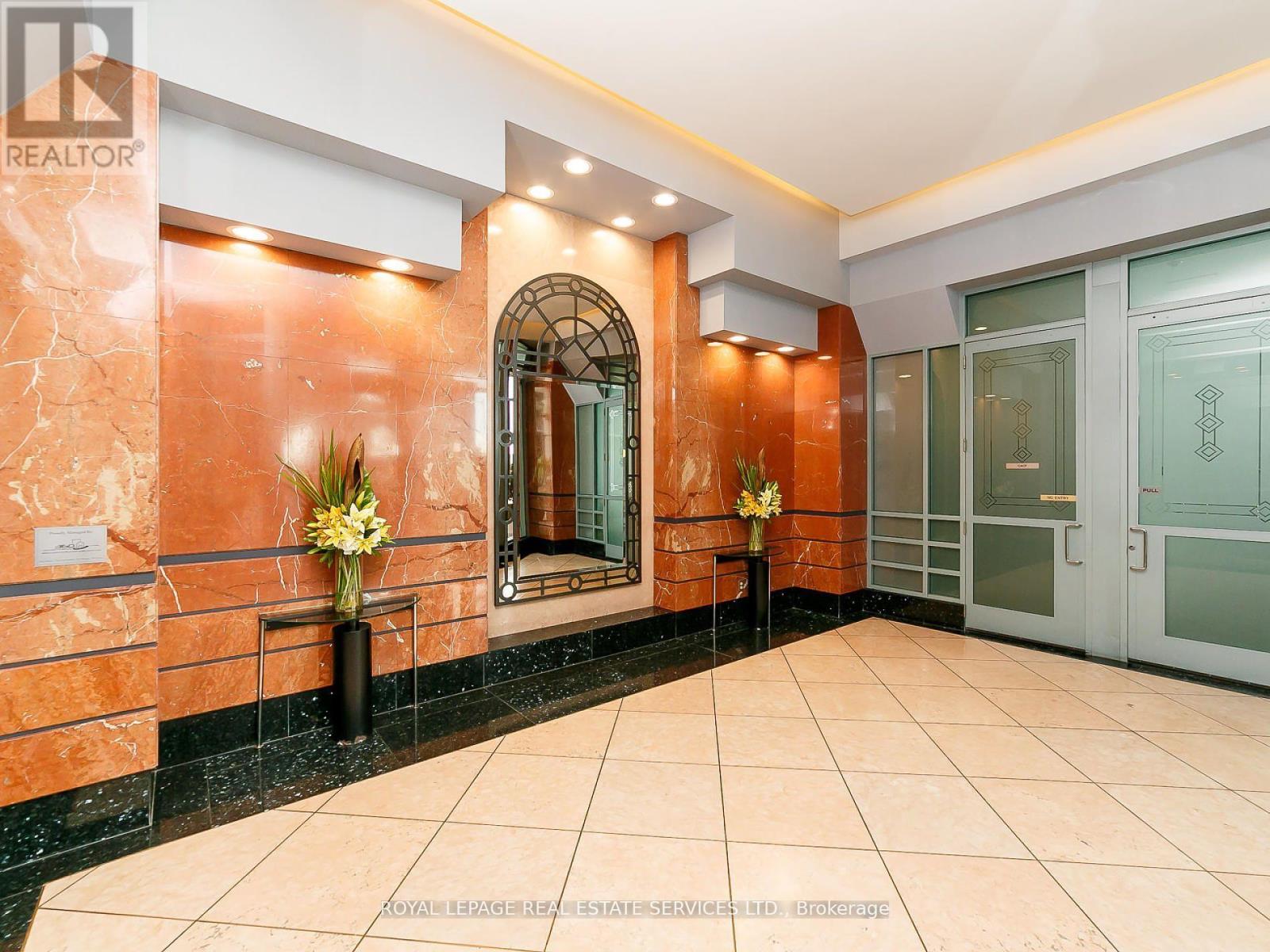 407 - 10 Queens Quay W, Toronto, Ontario  M5J 2R9 - Photo 4 - C12432291