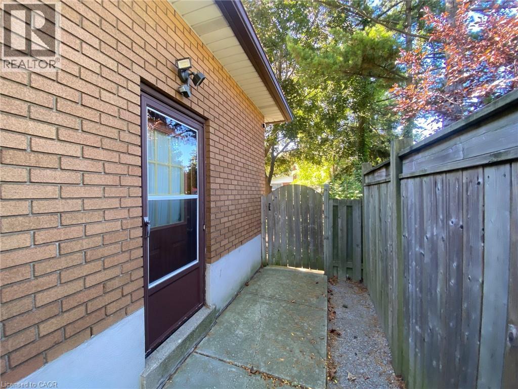 98 Laurier Avenue, Hamilton, Ontario  L9C 3S4 - Photo 34 - 40773140
