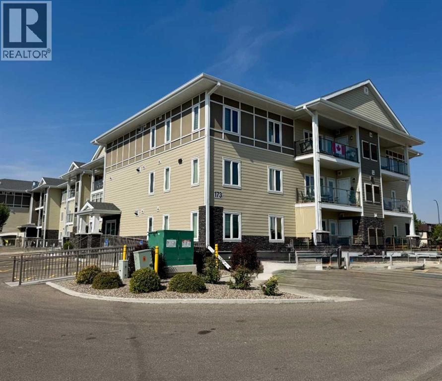 306, 173 Fairmont Boulevard S, Lethbridge, Alberta  T1K 7G4 - Photo 1 - A2255920