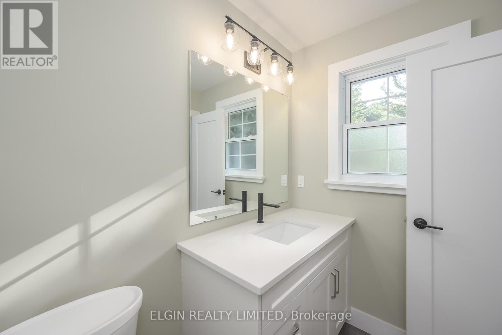 67 Crescent Avenue, Central Elgin, Ontario  N5P 2K3 - Photo 34 - X12432341