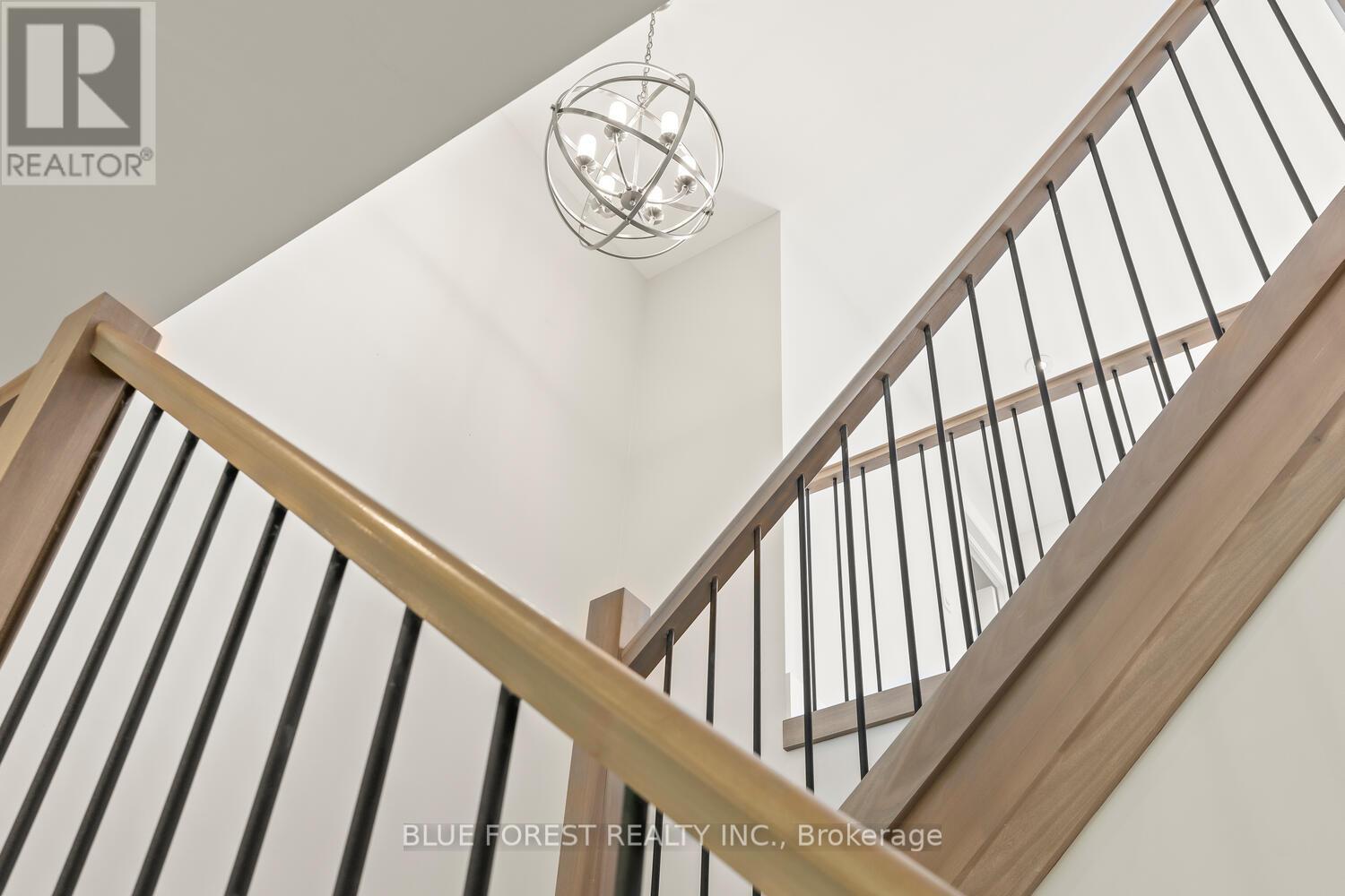 1287 Dyer Crescent, London North, Ontario  N6G 0S7 - Photo 47 - X12432404