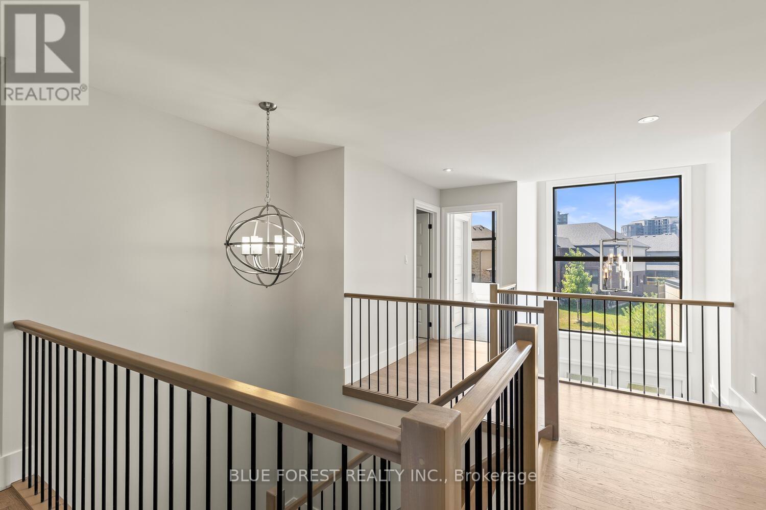 1287 Dyer Crescent, London North, Ontario  N6G 0S7 - Photo 49 - X12432404
