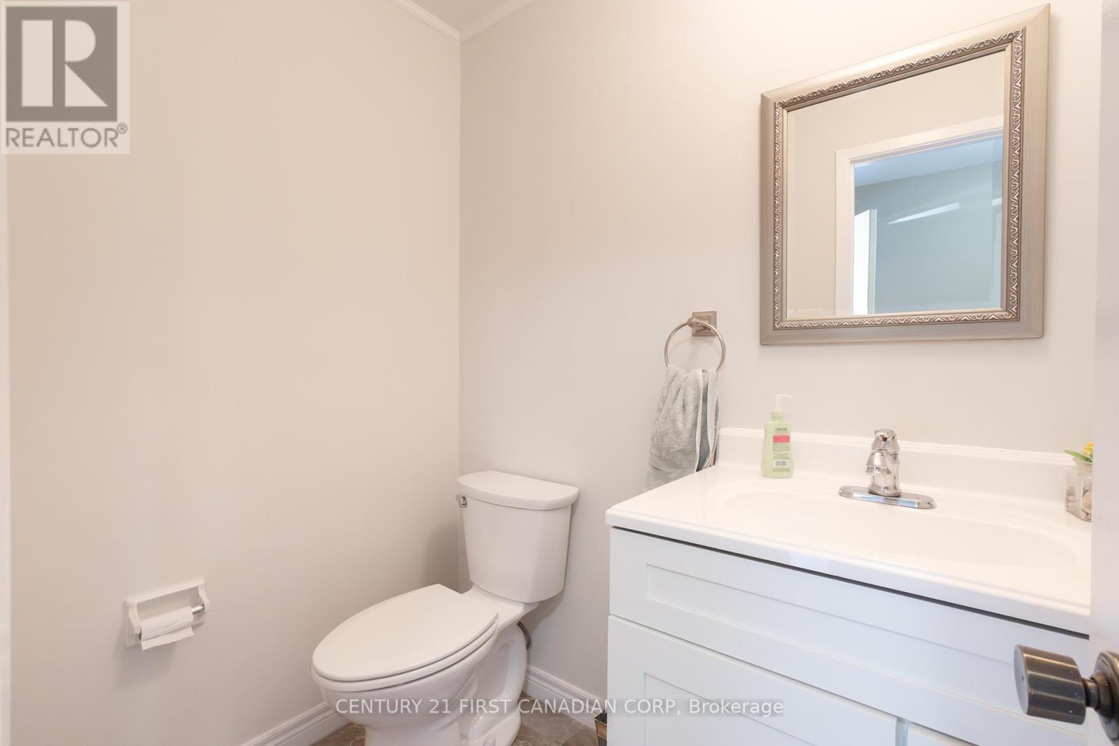 20 - 770 Fanshawe Park Road E, London North, Ontario  N5X 1L5 - Photo 14 - X12432405