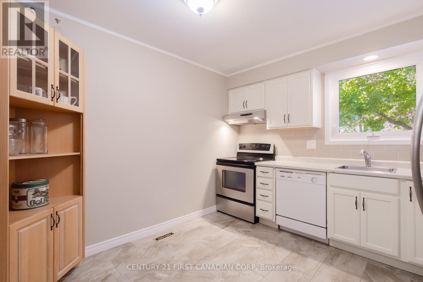 20 - 770 Fanshawe Park Road E, London North, Ontario  N5X 1L5 - Photo 16 - X12432405
