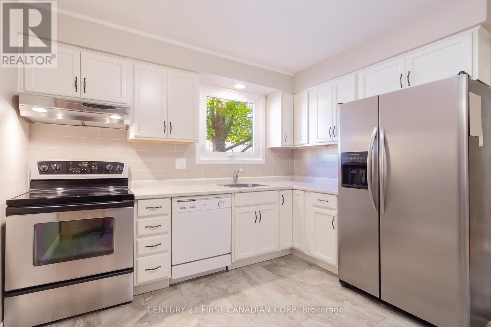 20 - 770 Fanshawe Park Road E, London North, Ontario  N5X 1L5 - Photo 17 - X12432405