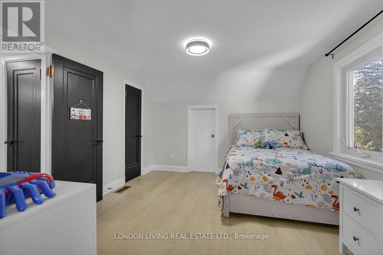 396 Wortley Road, London South, Ontario  N6C 3S6 - Photo 24 - X12432412