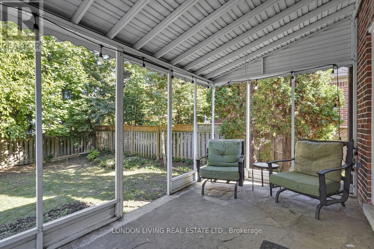 396 Wortley Road, London South, Ontario  N6C 3S6 - Photo 33 - X12432412