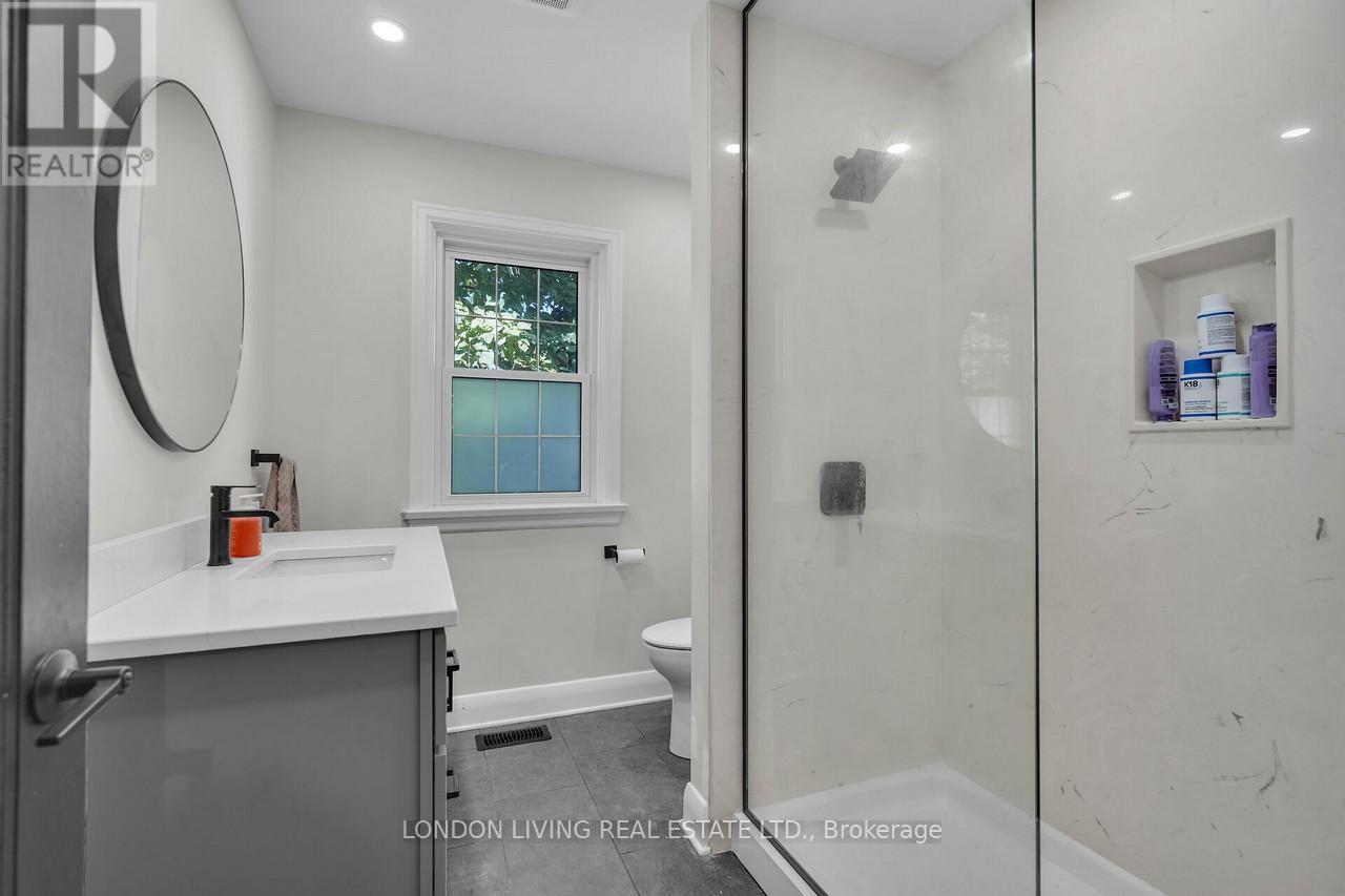 396 Wortley Road, London South, Ontario  N6C 3S6 - Photo 8 - X12432412
