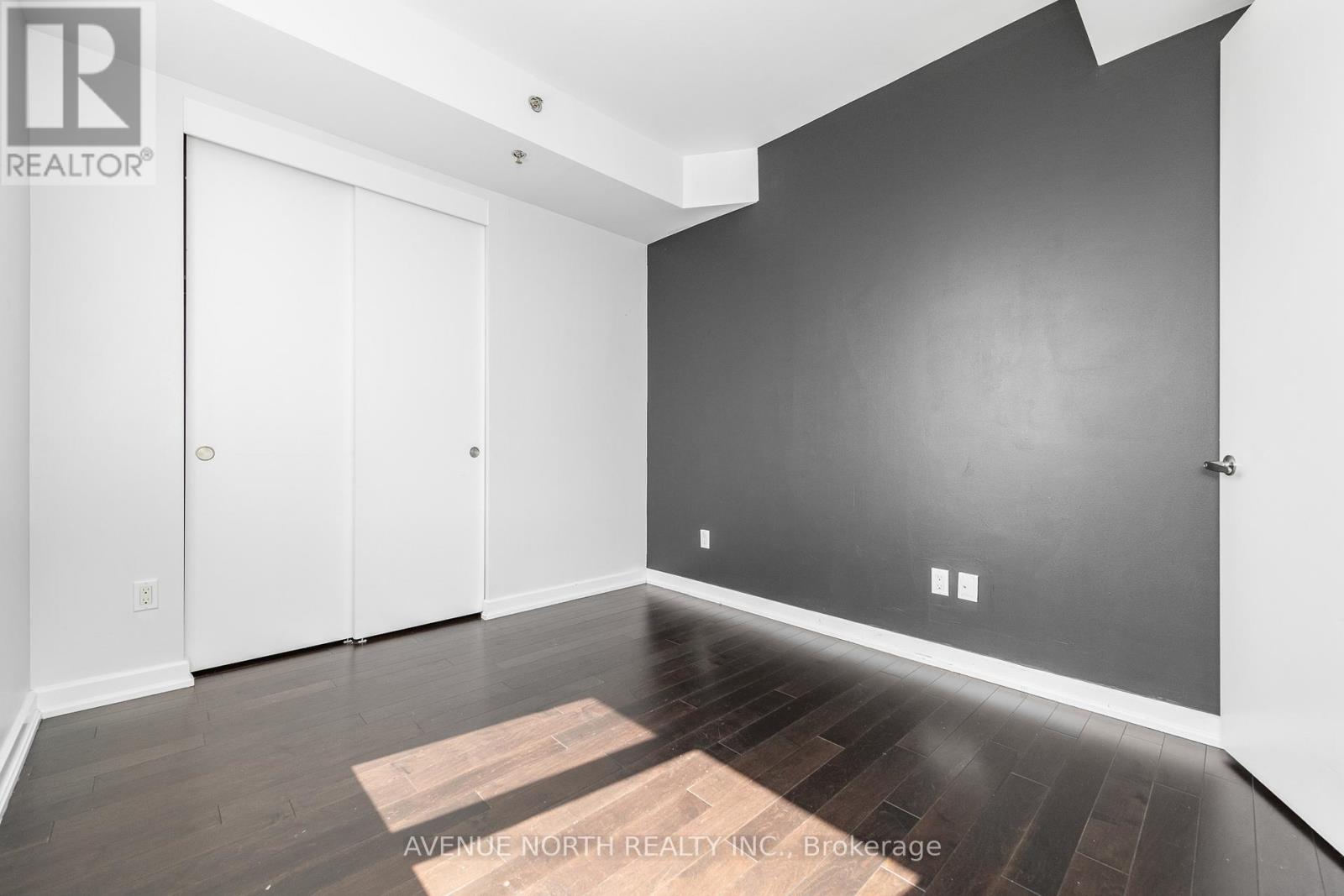 1109 - 300 Lisgar Street, Ottawa, Ontario  K2P 0E2 - Photo 19 - X12432332