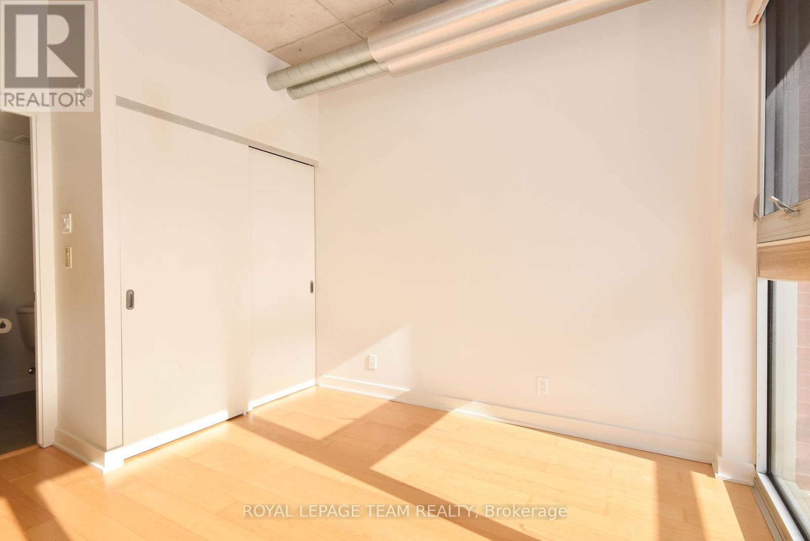 522 - 349 Mcleod Street, Ottawa, Ontario  K2P 0S1 - Photo 15 - X12432372