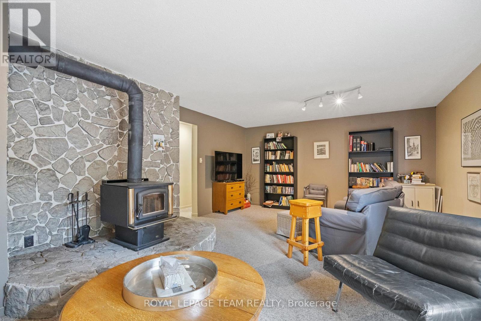 7268 Harnett Road, Ottawa, Ontario  K0A 2T0 - Photo 16 - X12432375