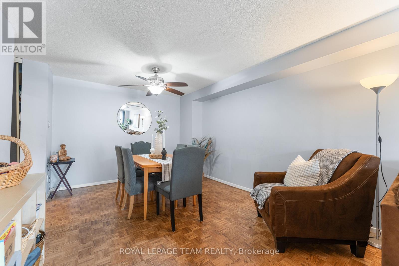 52 - 96 Beachview Private, Ottawa, Ontario  K1V 1M7 - Photo 10 - X12432397