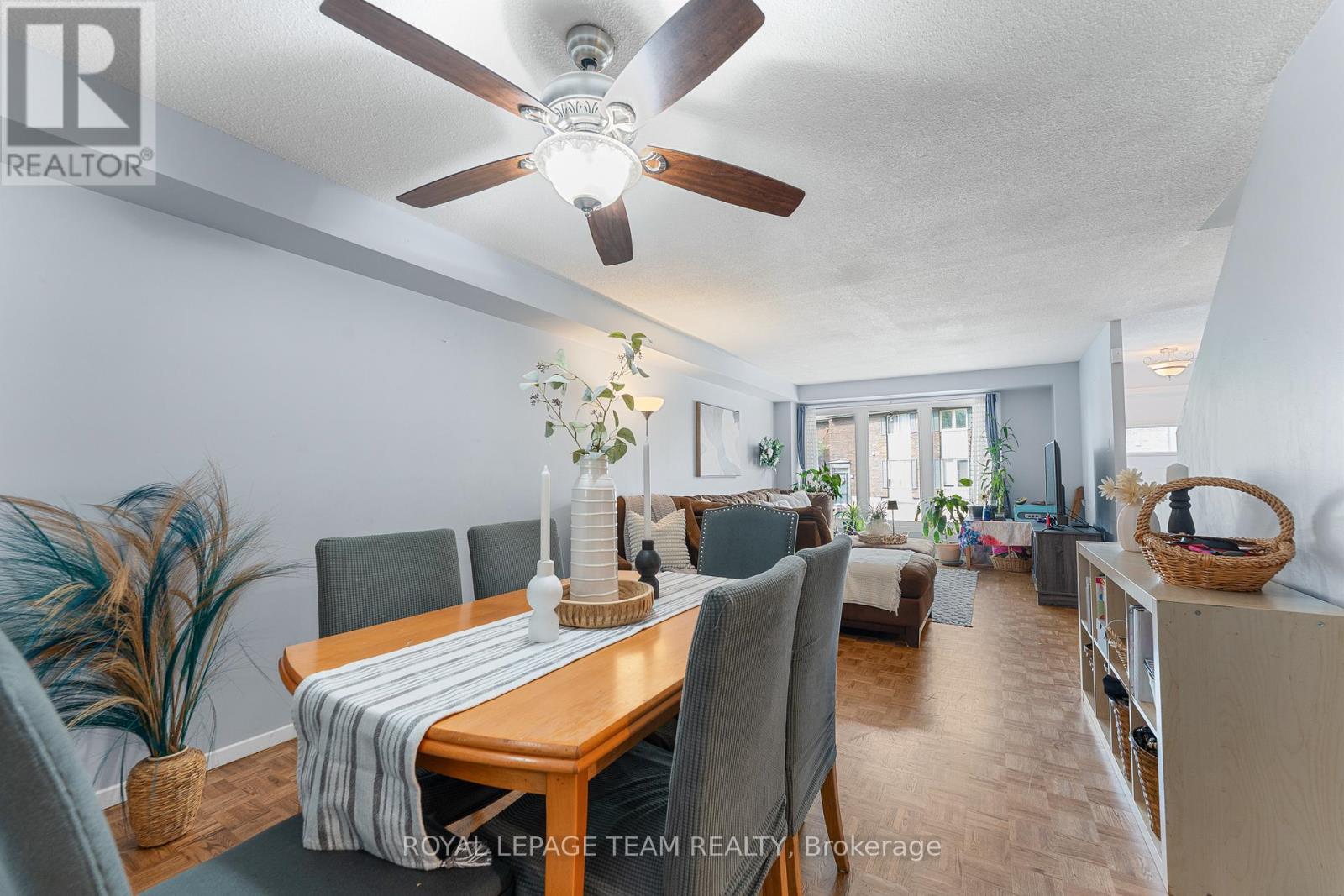 52 - 96 Beachview Private, Ottawa, Ontario  K1V 1M7 - Photo 11 - X12432397