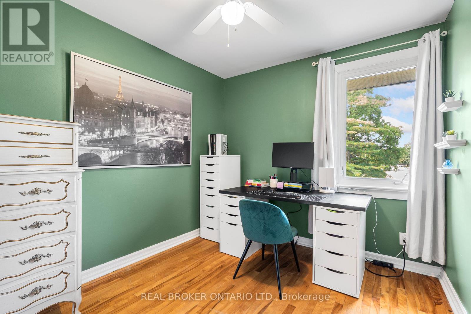 1003 Silver Street, Ottawa, Ontario  K1Z 6H8 - Photo 25 - X12432430