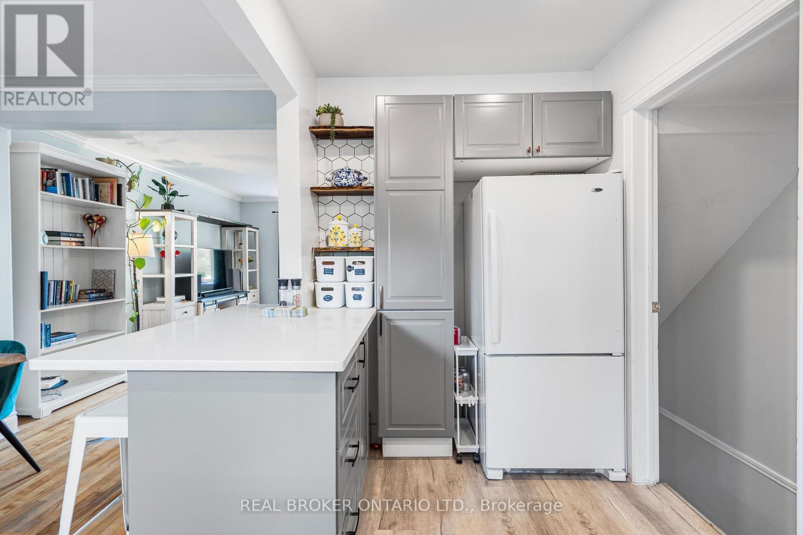 1003 Silver Street, Ottawa, Ontario  K1Z 6H8 - Photo 27 - X12432430