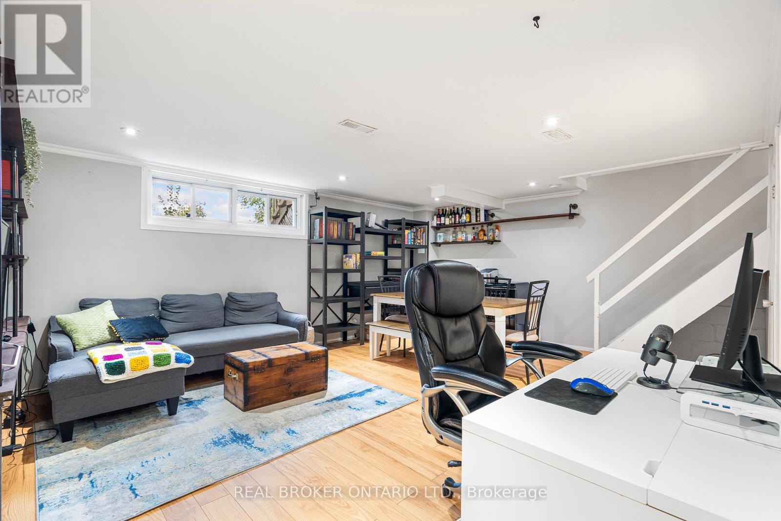 1003 Silver Street, Ottawa, Ontario  K1Z 6H8 - Photo 31 - X12432430