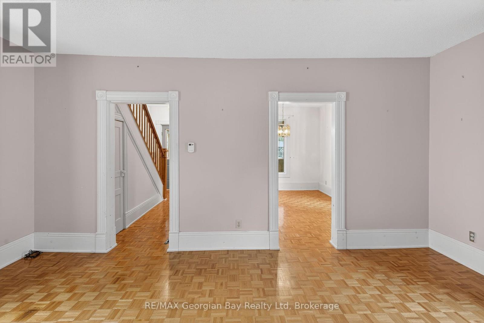 16 John Street, Severn, Ontario  L0K 1E0 - Photo 12 - S12432393