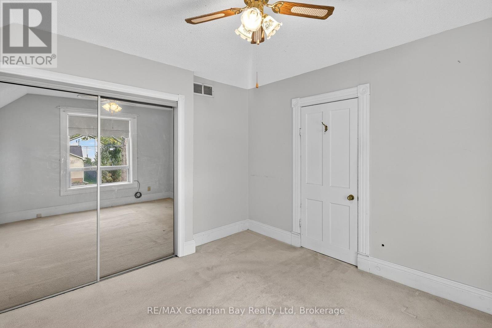 16 John Street, Severn, Ontario  L0K 1E0 - Photo 22 - S12432393